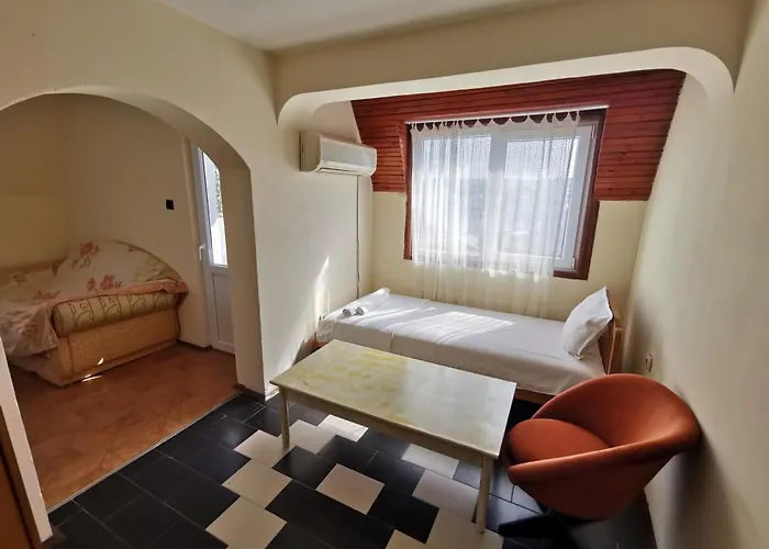 Valdi 2* אקהטופול